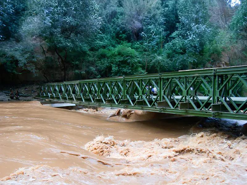 پل فولادی رودخانه پودو در شهرستان لوکوان، یوننان